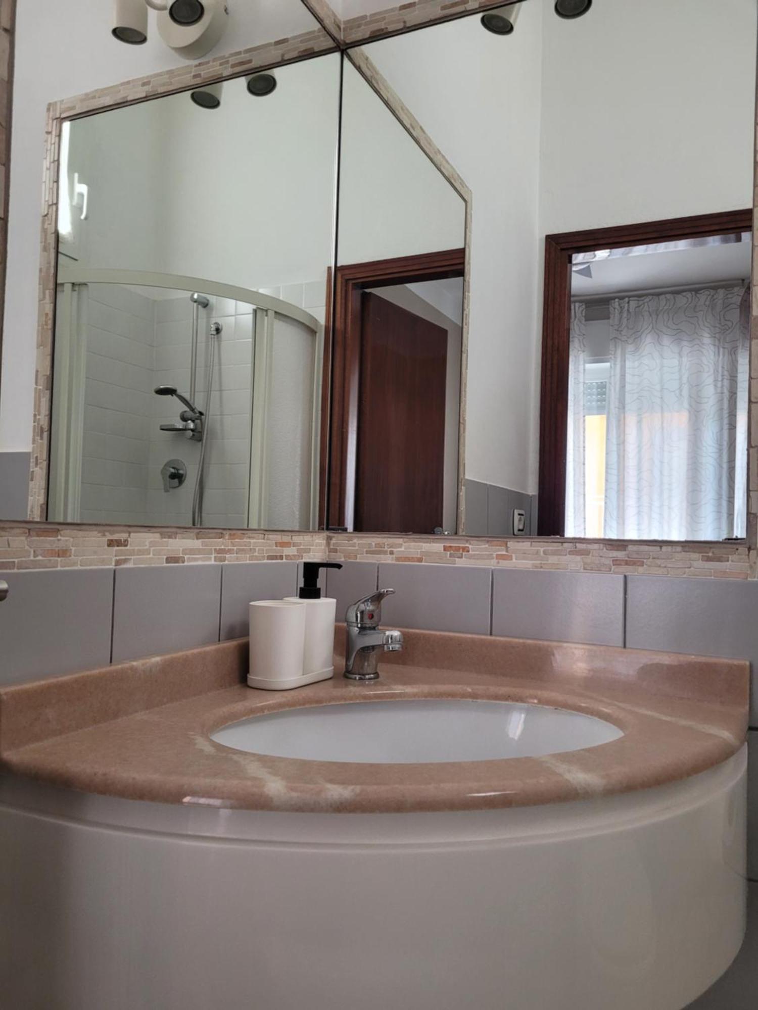 Appartamenti Le 4 Sorelle Rimini Exterior photo